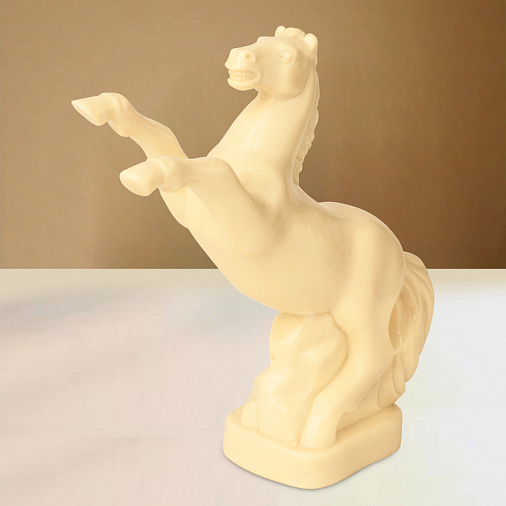 "Конь на дыбах" скульптура средняя шоколад белый 