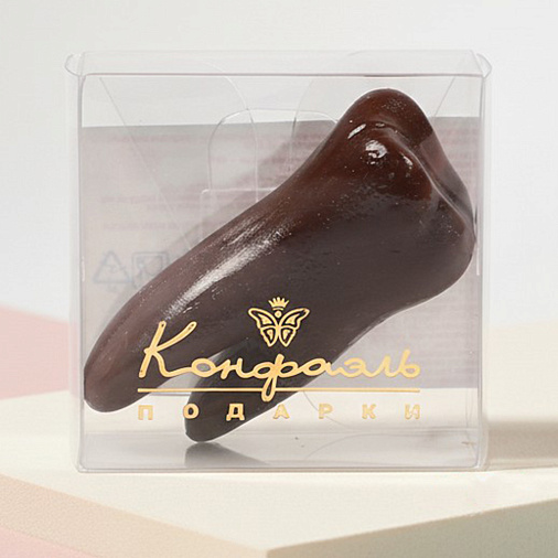 "Зуб" скульптура молочный шоколад
