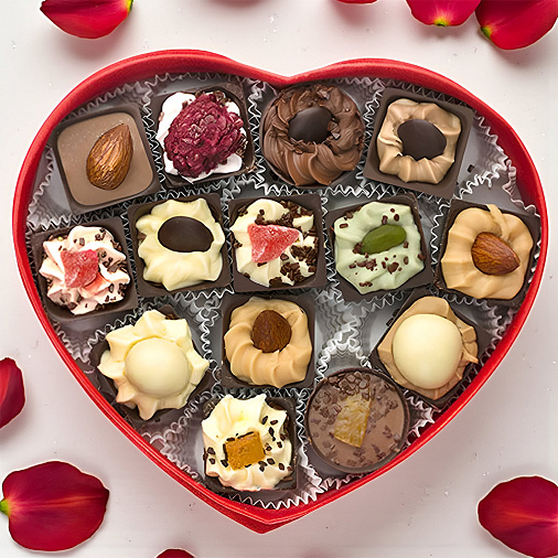 Набор конфет ручной работы cердце красное