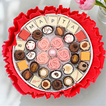 "8 марта" букет из конфет ручной работы 385г